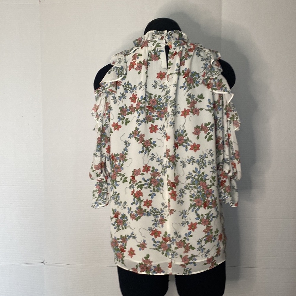Max Studio Women’s Georgette Cold Floral Top Size XS NWT. - Picture 4 of 12